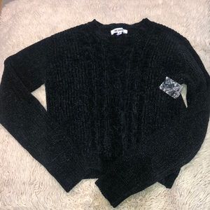 BB Dakota cropped sweater NWOT